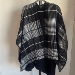 Ann Taylor Black and White Plaid Poncho Wrap